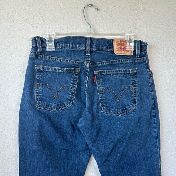 EUC Relaxed Bootcut Levi’s Women’s Jeans - Picture 5 of 7